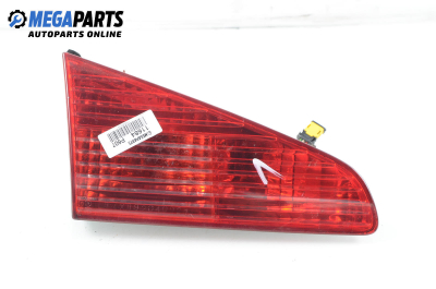 Inner tail light for Peugeot 607 2.2 HDi, 133 hp, sedan, 2001, position: left