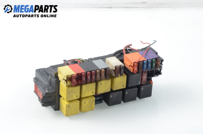 Fuse box for Mercedes-Benz S-Class W220 3.2 CDI, 197 hp, sedan automatic, 2000