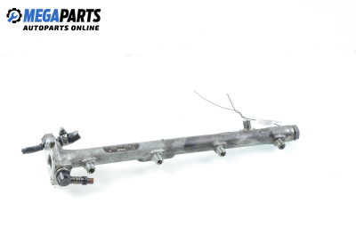 Fuel rail for Mercedes-Benz C-Class 203 (W/S/CL) 2.2 CDI, 143 hp, sedan, 2001