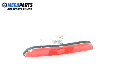 Central tail light for Mazda 3 1.6, 105 hp, hatchback, 2004