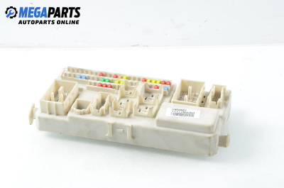 Fuse box for Mazda 3 2.0, 150 hp, hatchback, 2006