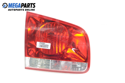 Inner tail light for Volkswagen Touareg 4.2 V8 , 310 hp, suv automatic, 2004, position: left