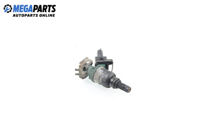 Gasoline fuel injector for Kia Rio 1.3, 82 hp, station wagon, 2003