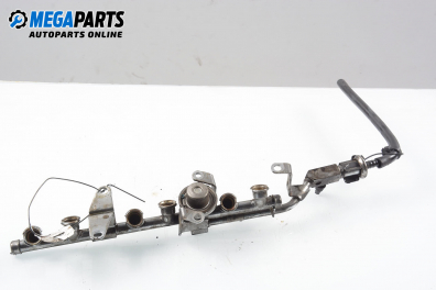 Fuel rail for Jaguar X-Type Sedan (06.2001 - 11.2009) 2.1 V6, 156 hp