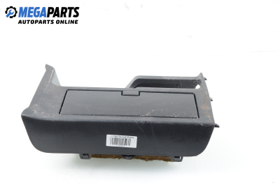 Cup holder for Suzuki Grand Vitara 2.0 4x4, 140 hp, suv, 2008