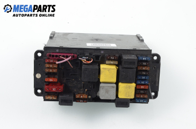 Sicherungskasten for Mercedes-Benz C-Klasse 203 (W/S/CL) 2.7 CDI, 170 hp, combi automatic, 2001