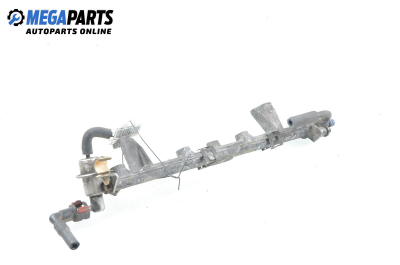 Benzin-einspritzleiste for Ford Focus I 2.0 16V, 131 hp, hecktür, 1998