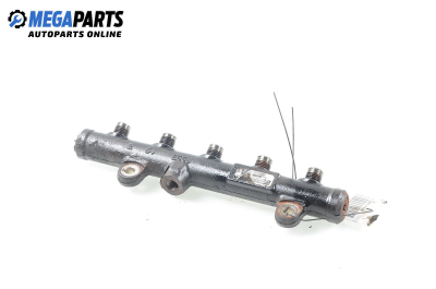 Fuel rail for Peugeot 407 2.0 HDi, 136 hp, sedan, 2006