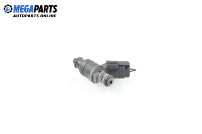 Gasoline fuel injector for Skoda Octavia (1Z) 1.6, 102 hp, hatchback, 2004