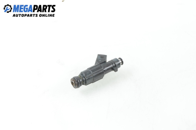 Gasoline fuel injector for Volkswagen Polo (6N/6N2) 1.0, 50 hp, hatchback, 2000