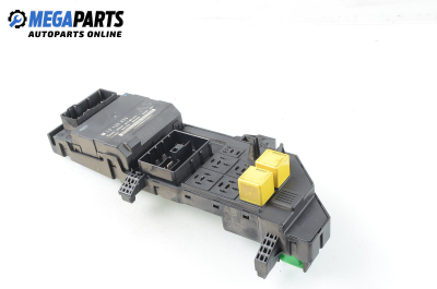 Fuse box for Opel Vectra C 2.2 16V DTI, 125 hp, sedan automatic, 2003 № 13 120 953