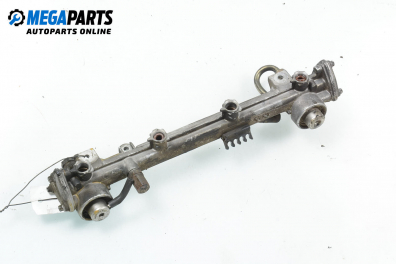 Fuel rail for Mercedes-Benz C-Class 202 (W/S) 1.8, 122 hp, sedan, 1995