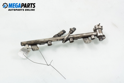 Fuel rail for Audi A4 (B5) 1.8 Quattro, 125 hp, station wagon, 1997