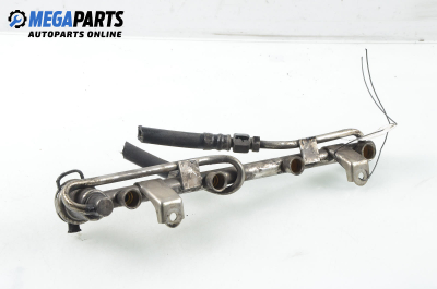 Fuel rail for Audi A4 (B5) 1.8, 125 hp, station wagon, 1997