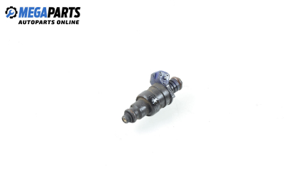 Gasoline fuel injector for Renault Megane I 1.6, 90 hp, sedan, 1998