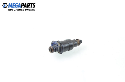 Gasoline fuel injector for Renault Megane I 1.6, 90 hp, sedan, 1998