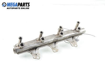 Fuel rail for Volkswagen Passat (B7) 1.8 TSI, 160 hp, sedan automatic, 2011