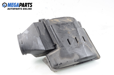 Carcasă filtru de aer for Renault Megane II 1.4 16V, 98 hp, hatchback, 2003