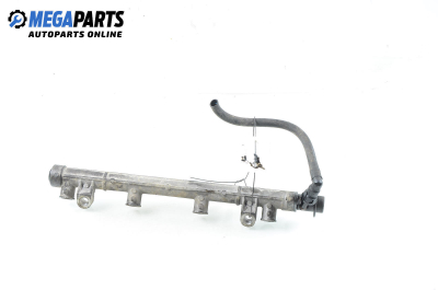 Fuel rail for Kia Carens 1.8, 126 hp, minivan, 2004