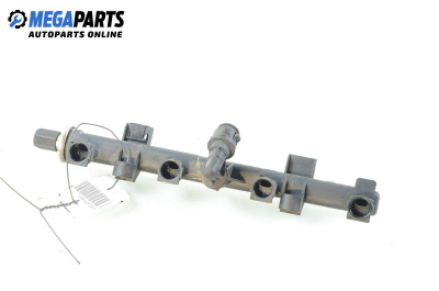 Fuel rail for Fiat Punto 1.2 16V, 80 hp, hatchback, 2000