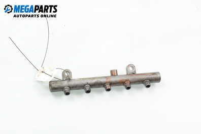 Fuel rail for Peugeot 307 2.0 HDi, 136 hp, hatchback, 2004