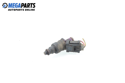 Gasoline fuel injector for Volvo S40/V40 1.8, 115 hp, sedan, 1997