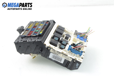 Fuse box for Renault Megane Scenic 1.9 dTi, 98 hp, minivan, 1998