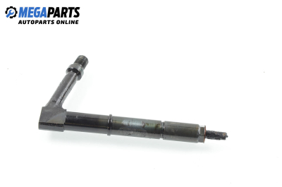 Diesel fuel injector for Nissan Almera Tino 2.2 dCi, 115 hp, minivan, 2001