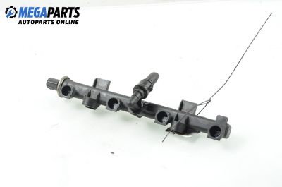 Fuel rail for Fiat Punto 1.2 16V, 80 hp, hatchback, 2000