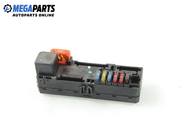 Fuse box for Mercedes-Benz C-Class 202 (W/S) 2.0 D, 75 hp, sedan, 1993