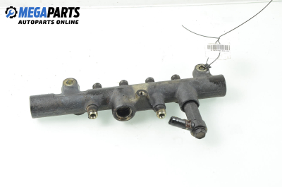 Fuel rail for Mazda 6 2.0 DI, 121 hp, station wagon, 2004