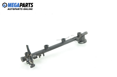 Fuel rail for Renault Megane Scenic 2.0 16V, 139 hp, minivan automatic, 2001