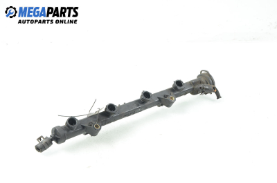 Fuel rail for Volkswagen Polo (6N/6N2) 1.4, 60 hp, hatchback, 1998