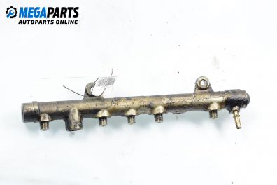 Fuel rail for Renault Grand Scenic II 1.9 dCi, 120 hp, minivan, 2006