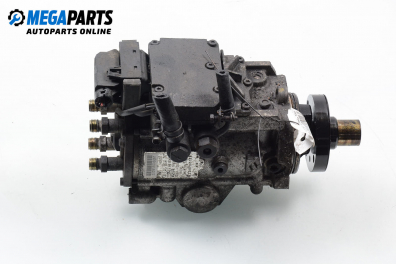 Diesel-einspritzpumpe for Nissan Almera Tino 2.2 dCi, 115 hp, minivan, 2001