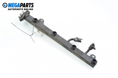 Fuel rail for BMW 3 (E36) 1.6, 102 hp, hatchback, 1995