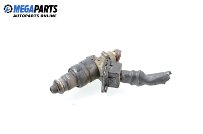 Gasoline fuel injector for Mercedes-Benz C-Class 202 (W/S) 1.8, 122 hp, sedan, 1995