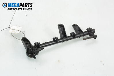 Fuel rail for Renault Megane Scenic 1.6, 90 hp, minivan, 1998