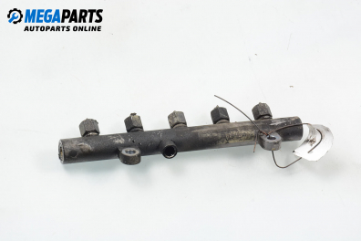 Fuel rail for Peugeot 407 2.0 HDi, 136 hp, sedan, 2004