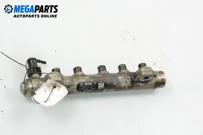 Fuel rail for Renault Espace IV 2.2 dCi, 150 hp, minivan automatic, 2003