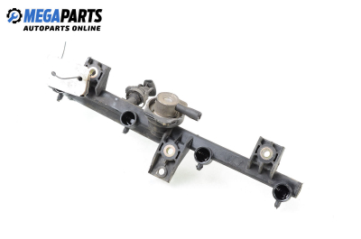 Fuel rail for Renault Clio II 1.4, 75 hp, hatchback, 1998