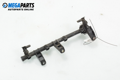 Fuel rail for Renault Megane Scenic 1.6, 90 hp, minivan, 1998