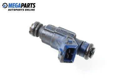 Gasoline fuel injector for Citroen Xsara 1.6, 88 hp, station wagon, 1998