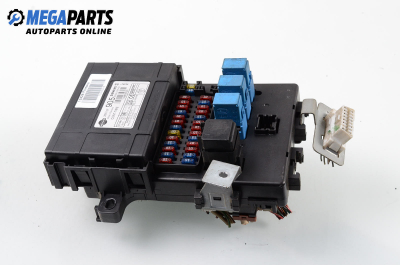 Fuse box for Nissan Primera (P11) 1.8 16V, 114 hp, station wagon, 2000