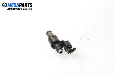 Gasoline fuel injector for Opel Vectra C 2.2 16V, 147 hp, hatchback automatic, 2003