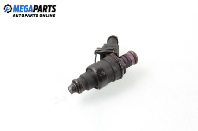 Gasoline fuel injector for Volvo S40/V40 1.8, 115 hp, sedan automatic, 1997