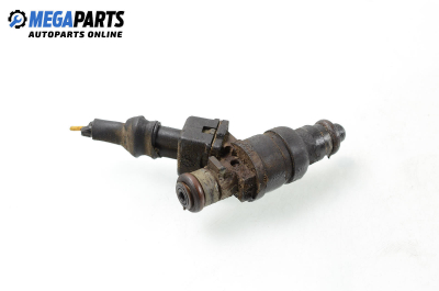 Gasoline fuel injector for Mercedes-Benz C-Class 202 (W/S) 2.0, 136 hp, sedan, 1996