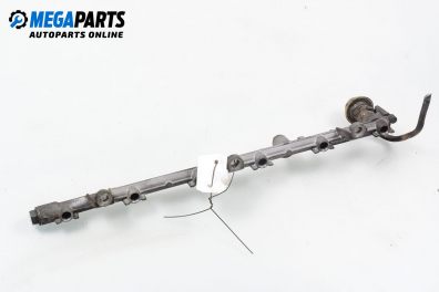 Fuel rail for Lexus IS (XE10) 2.0, 155 hp, sedan, 1999