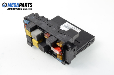 Fuse box for Mercedes-Benz CLK-Class 209 (C/A) 2.7 CDI, 170 hp, coupe automatic, 2004