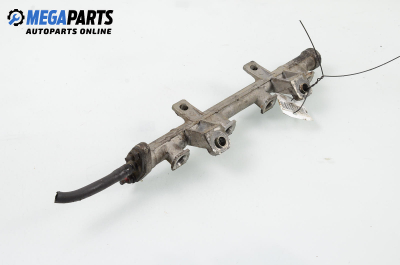 Fuel rail for Hyundai Getz 1.1, 63 hp, hatchback, 2004